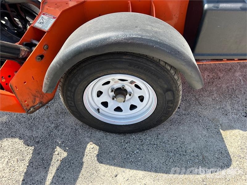 JLG T-350 Towable Lift Anhänger-Arbeitsbühnen