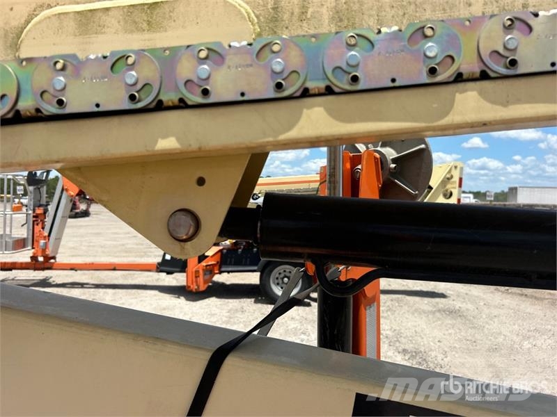 JLG T-350 Towable Lift 트레일러 탑재 고소작업대