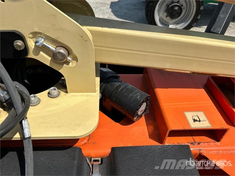 JLG T-350 Towable Lift Anhänger-Arbeitsbühnen