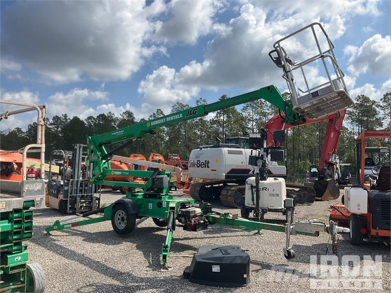 JLG T350 Vlečne dvižne ploščadi