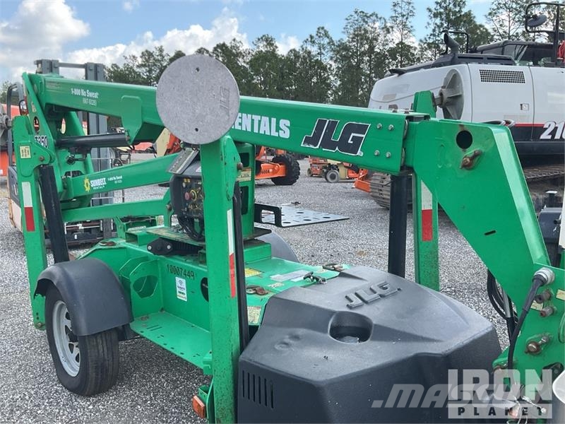 JLG T350 Vlečne dvižne ploščadi