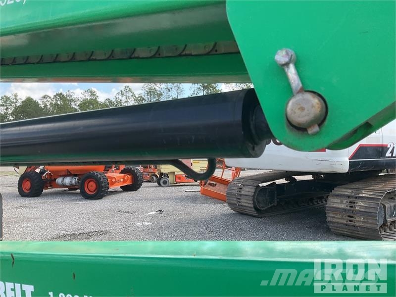 JLG T350 Vlečne dvižne ploščadi