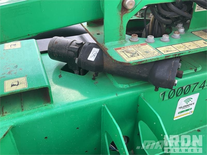 JLG T350 Vlečne dvižne ploščadi