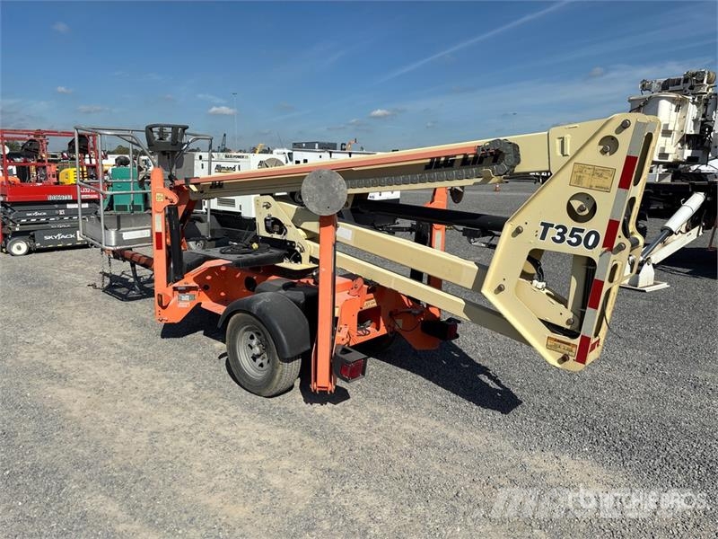JLG T350 Towable Lift Pótkocsira szerelt emelők és állványok
