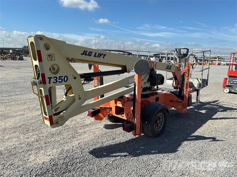 JLG T350 Towable Lift Pótkocsira szerelt emelők és állványok