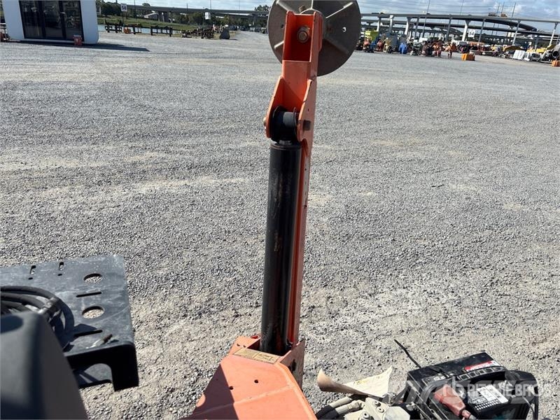 JLG T350 Towable Lift Pótkocsira szerelt emelők és állványok