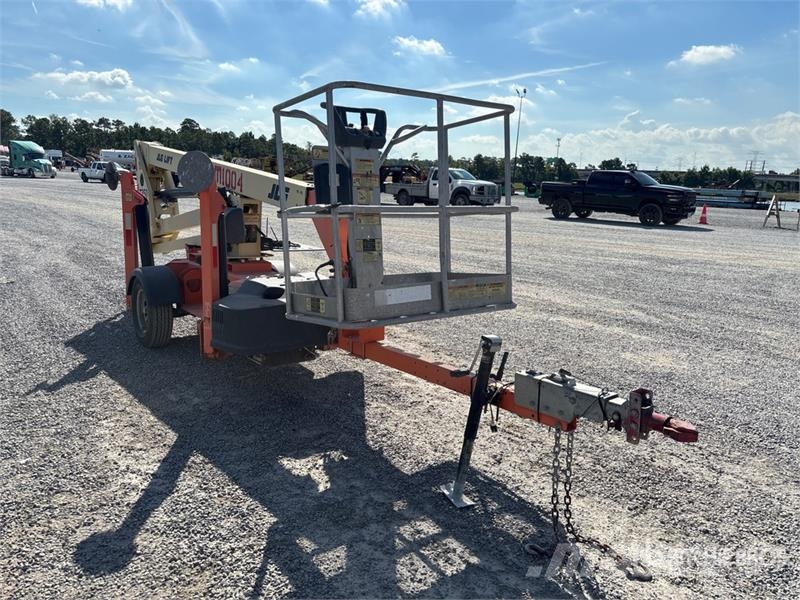 JLG T350 Towable Lift Pótkocsira szerelt emelők és állványok