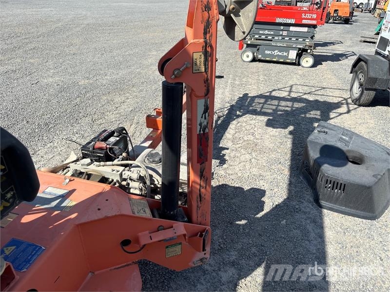 JLG T350 Towable Lift Pótkocsira szerelt emelők és állványok