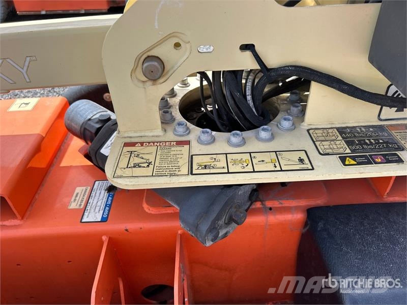JLG T350 Towable Lift Piattaforme aeree su rimorchio