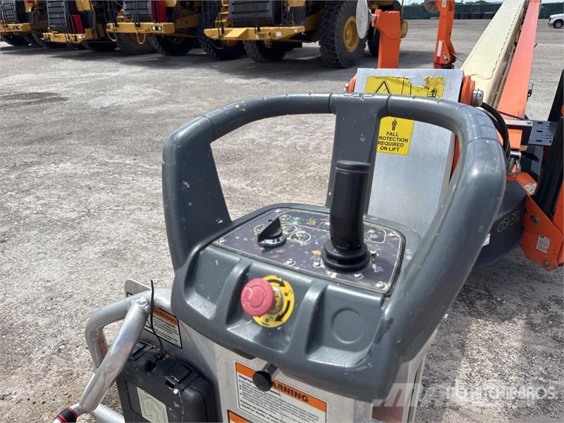 JLG T500J Towable Lift Trailer mounted platforms