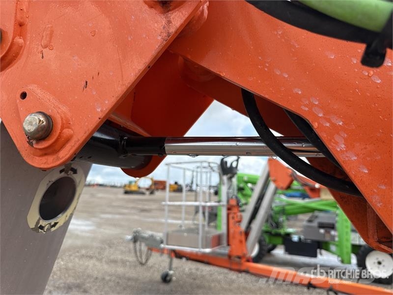 JLG T500J Towable Lift 高所作業台付トレーラー