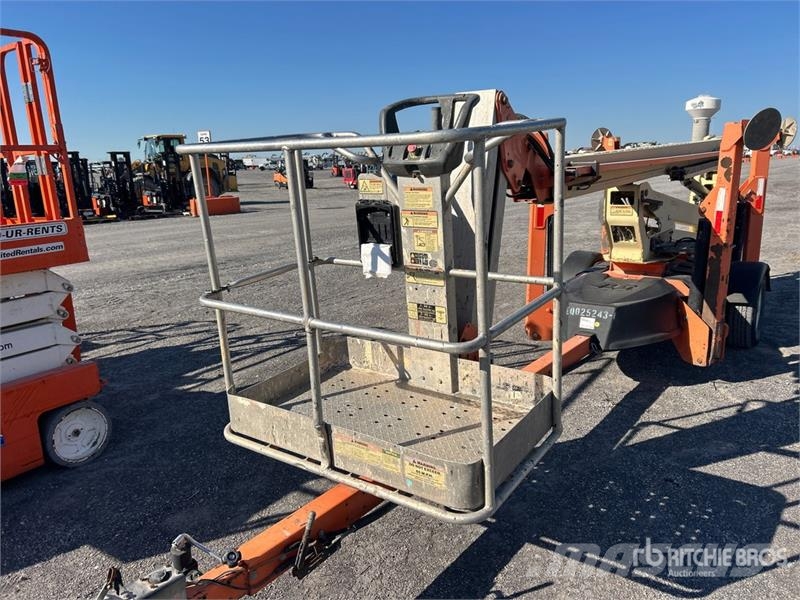 JLG T500J Towable Lift المنصات الهوائية المثبتة على مقطورة