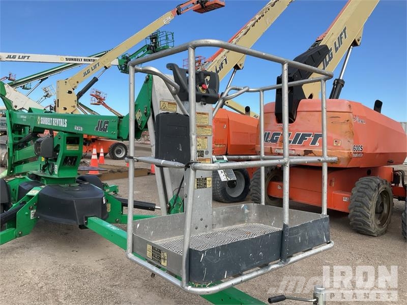 JLG T500J Towable Lift Vlečne dvižne ploščadi