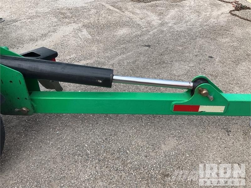 JLG T500J Towable Lift Vlečne dvižne ploščadi