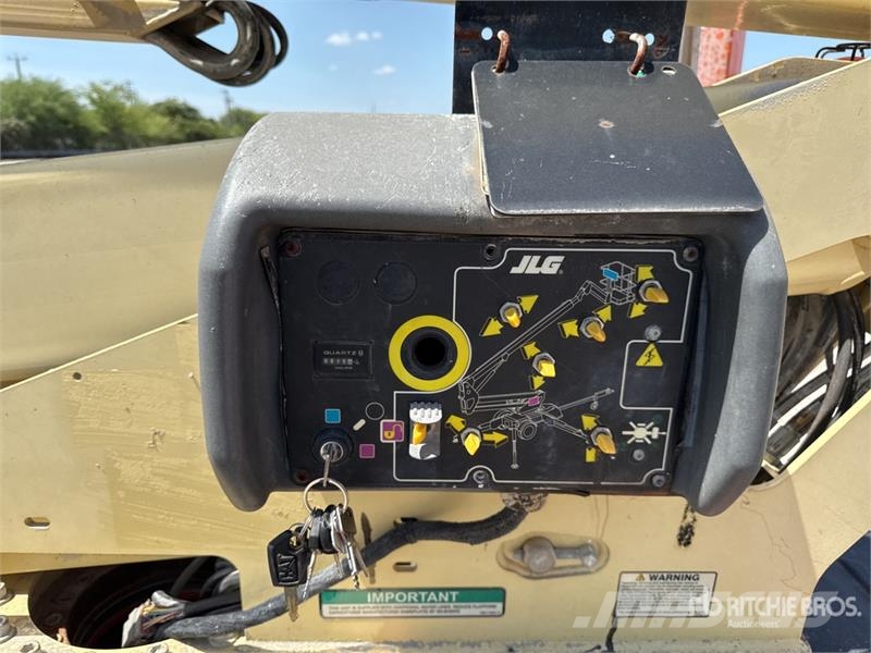 JLG T500J Towable Lift Vlečne dvižne ploščadi