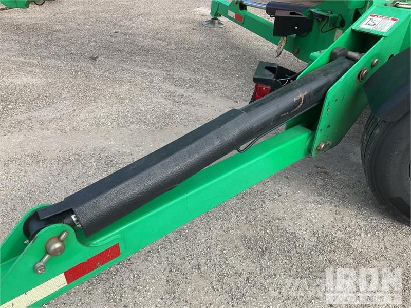 JLG T500J Towable Lift Vlečne dvižne ploščadi