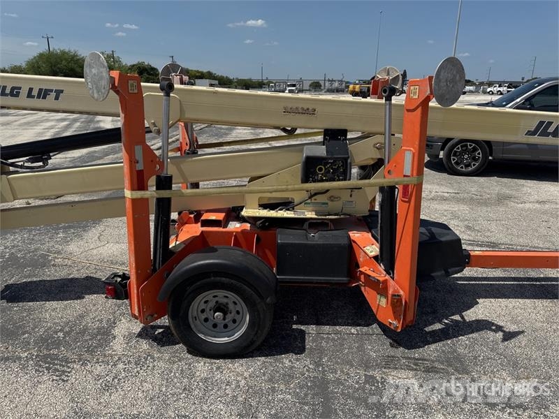 JLG T500J Towable Lift Vlečne dvižne ploščadi