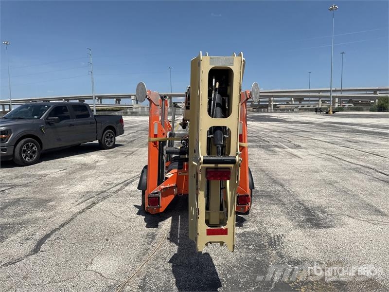 JLG T500J Towable Lift Vlečne dvižne ploščadi