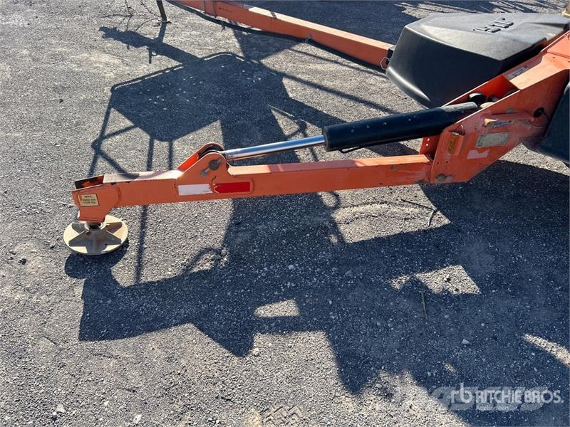 JLG T500J Towable Lift المنصات الهوائية المثبتة على مقطورة