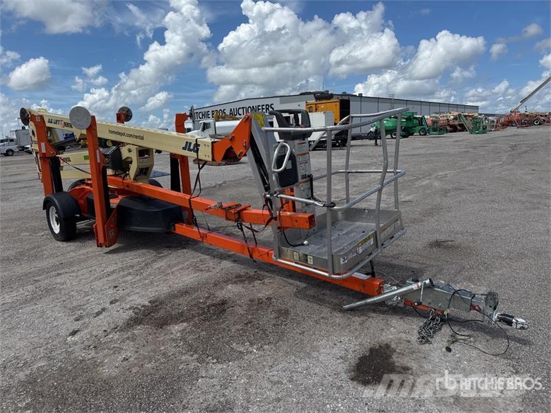 JLG T500J Towable Lift Trailer mounted platforms