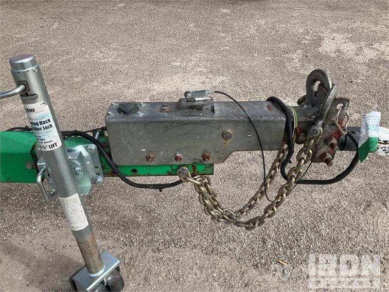 JLG T500J Towable Lift Vlečne dvižne ploščadi
