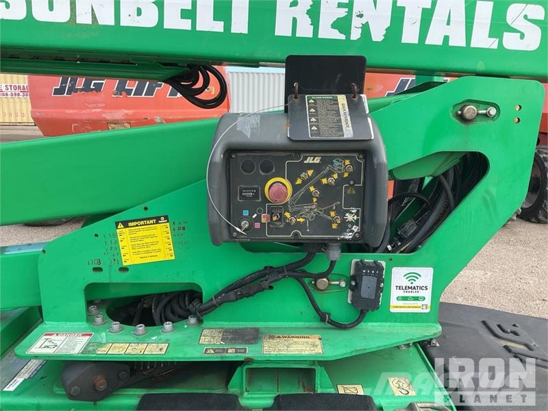 JLG T500J Towable Lift Vlečne dvižne ploščadi