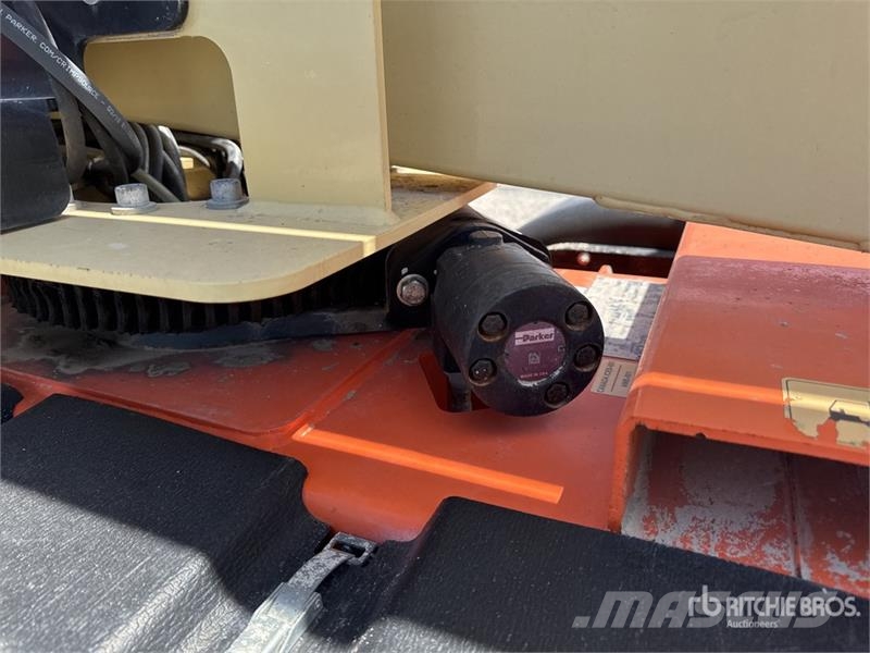 JLG T500J Towable Lift Vlečne dvižne ploščadi