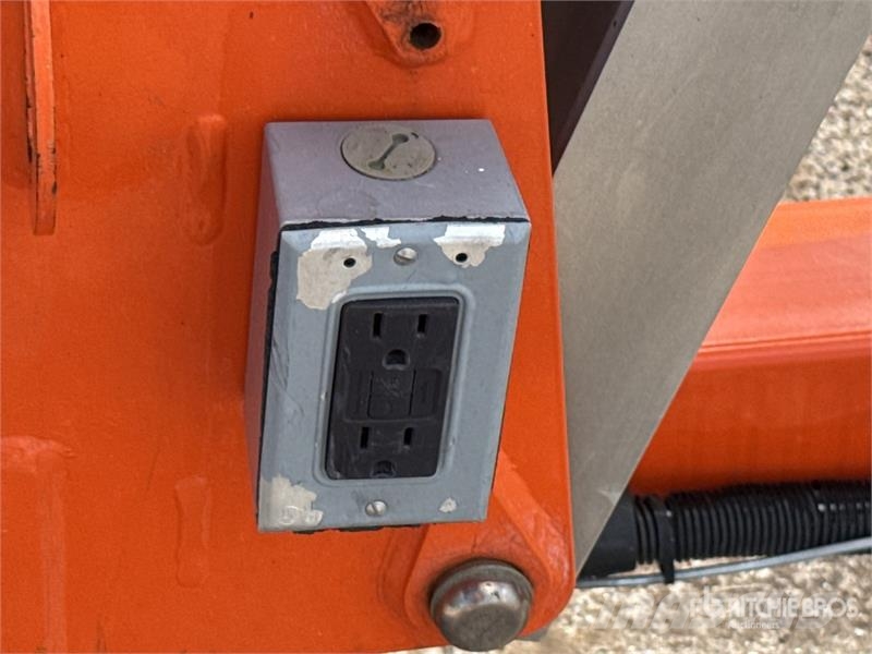 JLG T500J Towable Lift Trailer mounted platforms