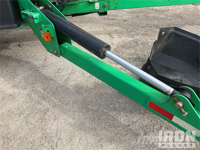 JLG T500J Towable Lift Vlečne dvižne ploščadi