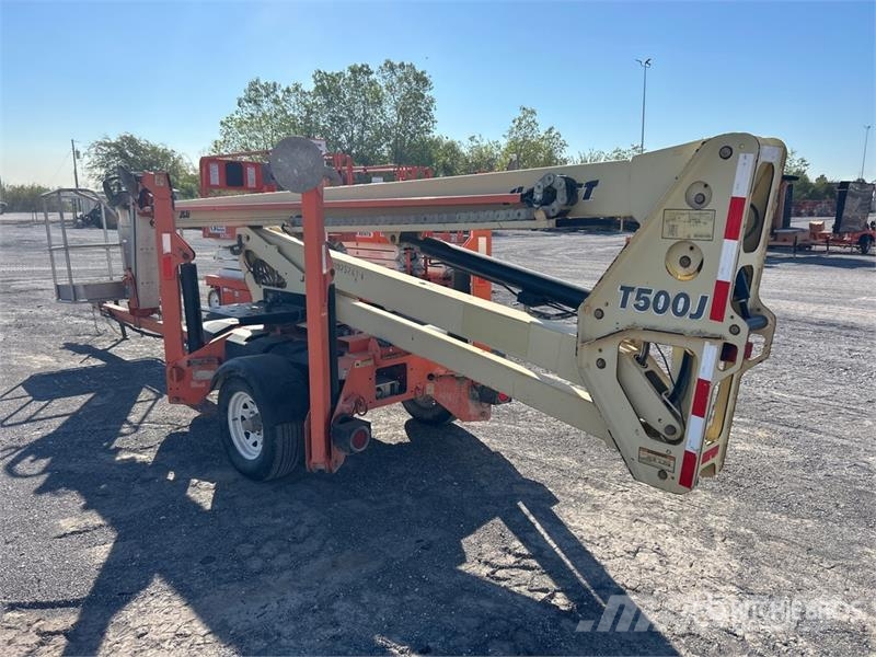 JLG T500J Towable Lift المنصات الهوائية المثبتة على مقطورة