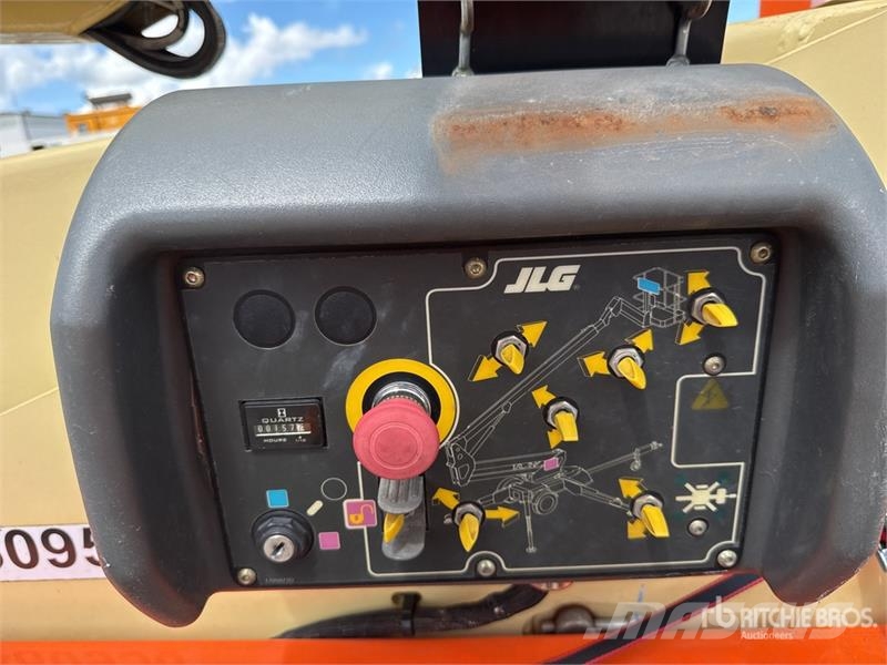 JLG T500J Towable Lift Trailer mounted platforms