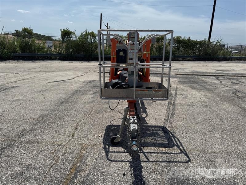 JLG T500J Towable Lift Vlečne dvižne ploščadi