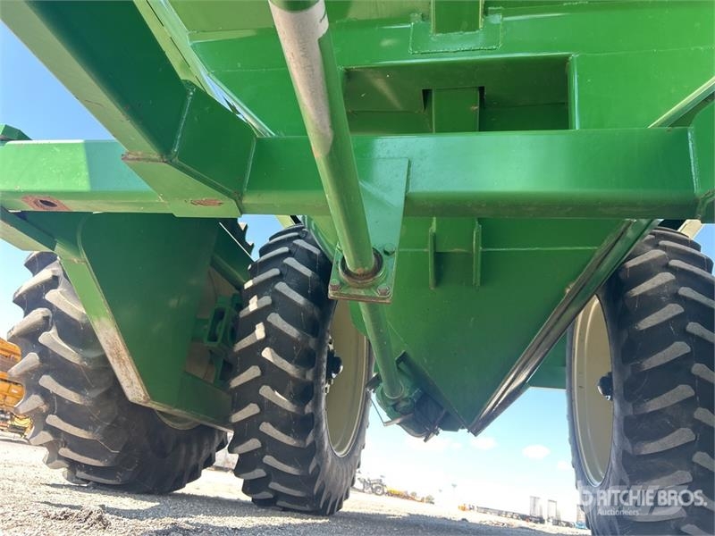 JM 1151-22 1150 bu S/A Grain Cart مقطورة حبوب