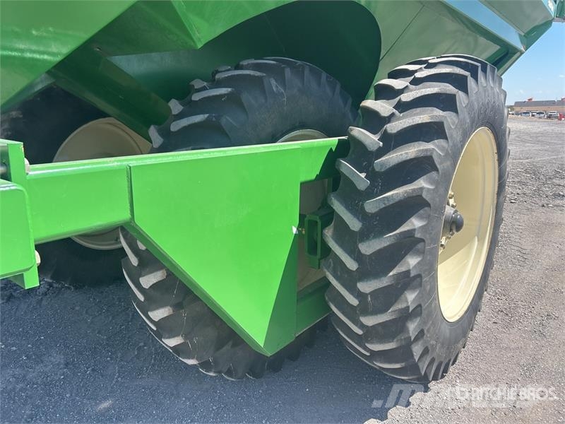 JM 1151-22 1150 bu S/A Grain Cart مقطورة حبوب