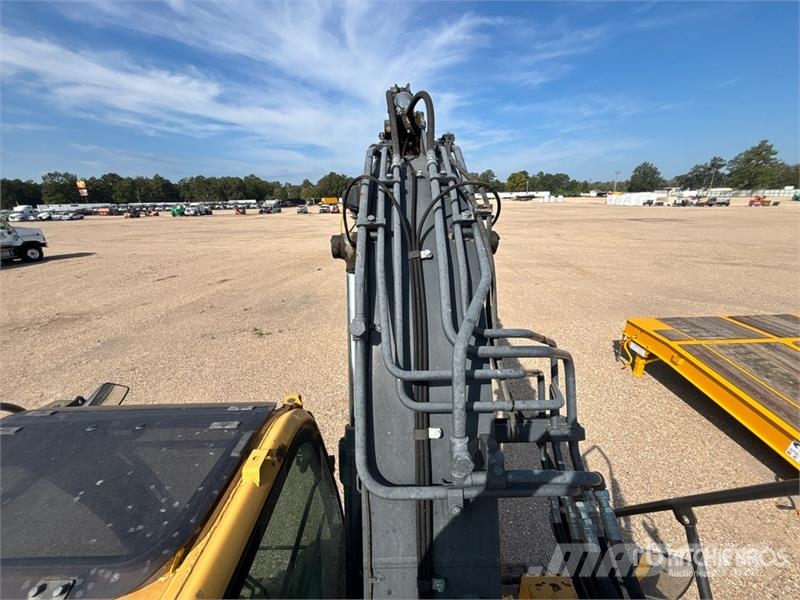 John Deere 135G Гусеничні екскаватори