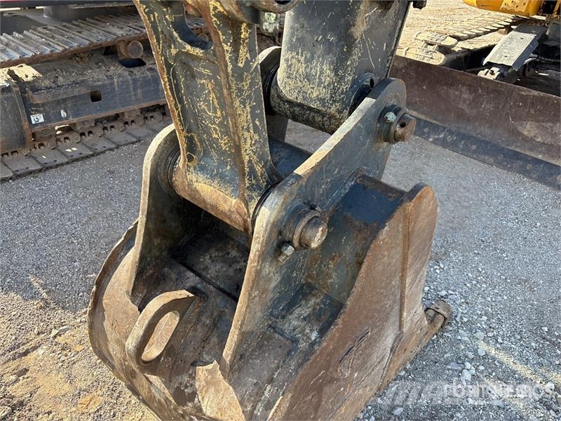 John Deere 135G Bagri goseničarji