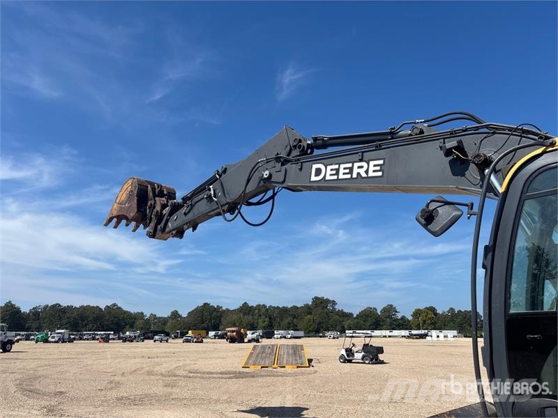 John Deere 135G Гусеничні екскаватори