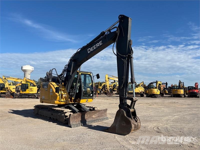 John Deere 135G Bagri goseničarji