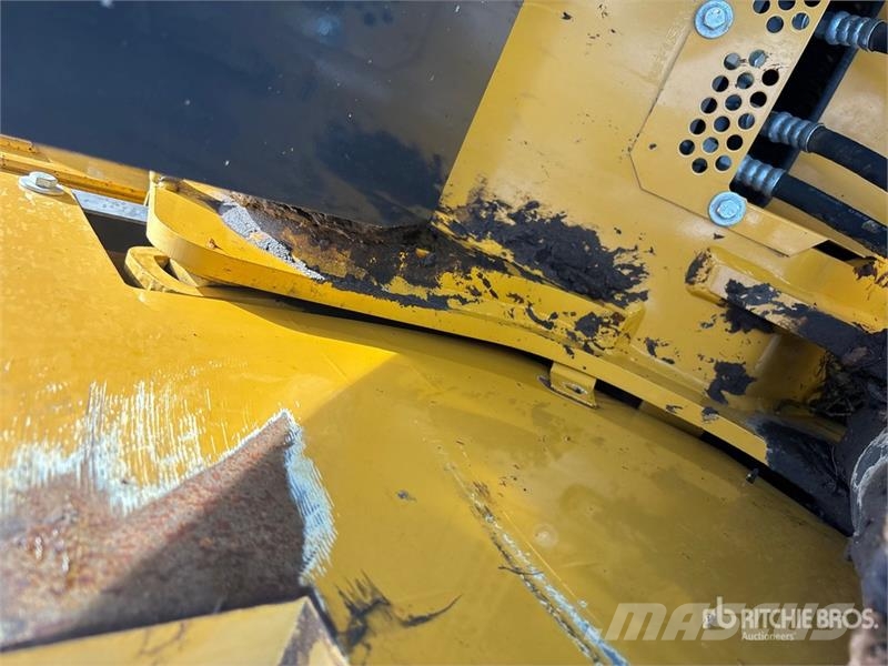 John Deere 135G Гусеничні екскаватори