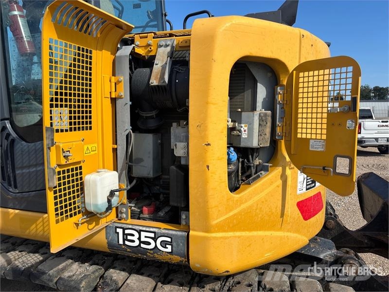 John Deere 135G Гусеничні екскаватори