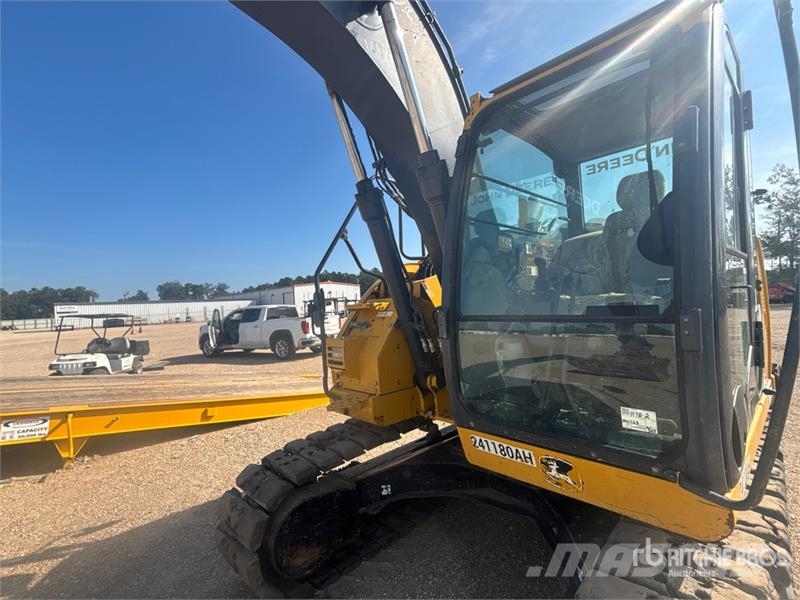 John Deere 135G Гусеничні екскаватори