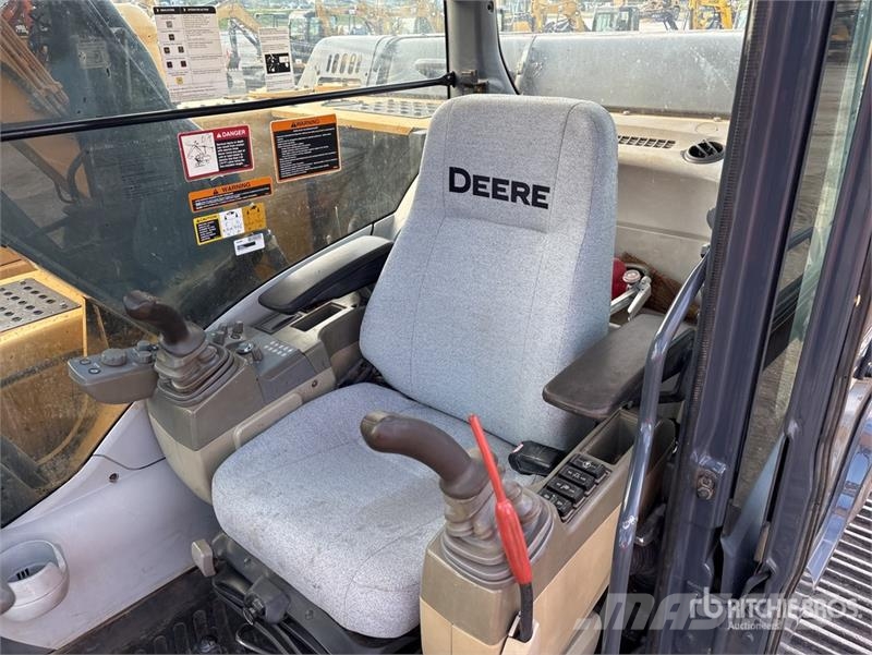 John Deere 180G LC Roomikekskavaatorid