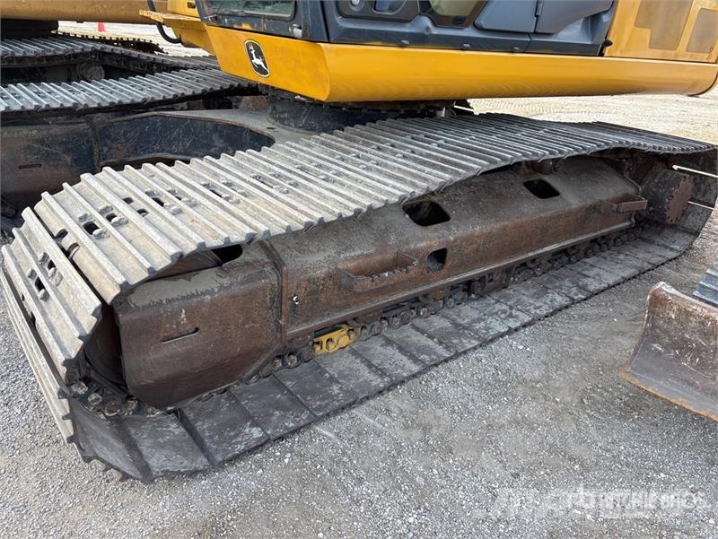 John Deere 180G LC Roomikekskavaatorid