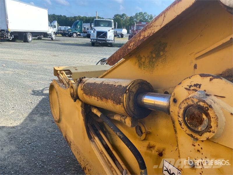 John Deere 1810E Polovni strugači