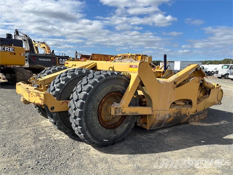 John Deere 1810E Skrejpre