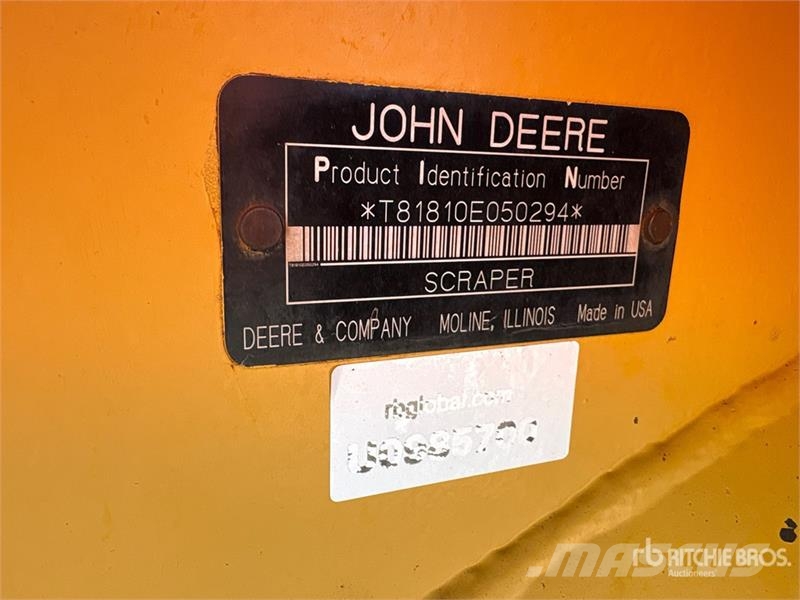 John Deere 1810E كاشطات
