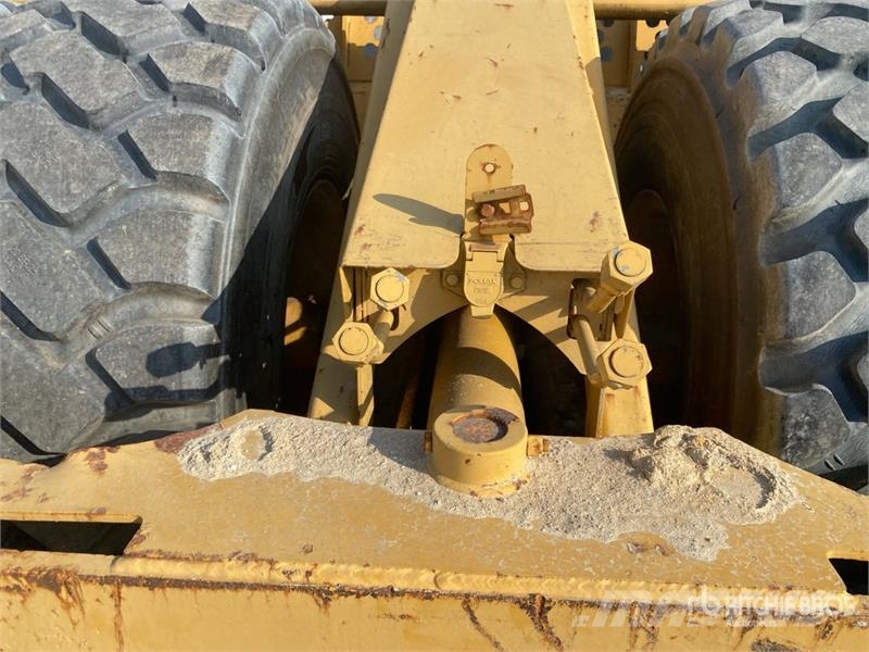 John Deere 1810E Polovni strugači