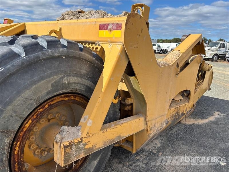 John Deere 1810E Skrejpre