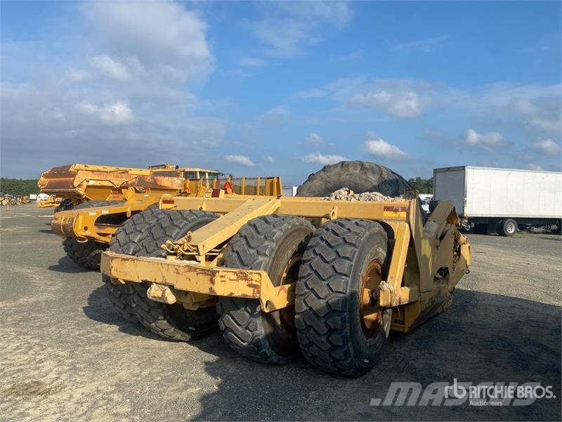John Deere 1810E Polovni strugači