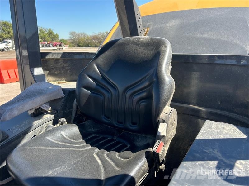 John Deere 204 G-Tier لوادر بعجل